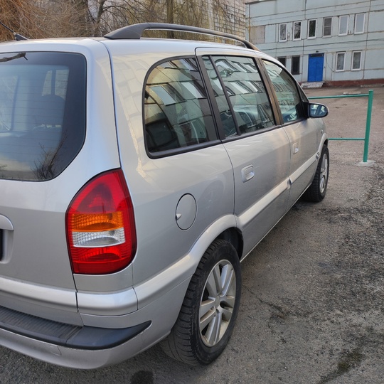 Продается Опель Зафира а 2005 (1)