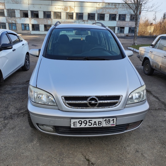 Продается Опель Зафира а 2005 (2)
