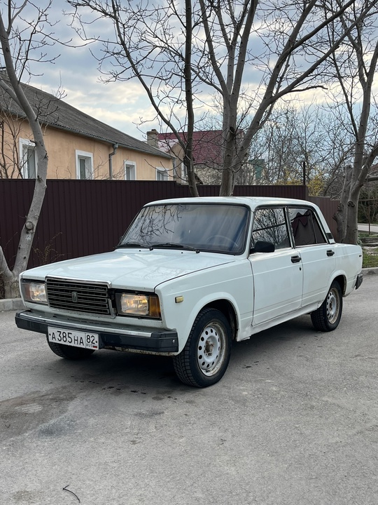 В Продаже ваз 2107 карб (9)