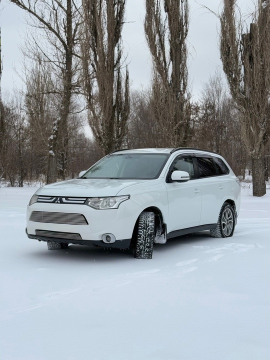 Mitsubishi Outlander 3
Год выпуска: 2013
Двигатель:2.0 (6)