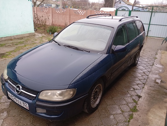 Продам опель омега б 1998г (3)