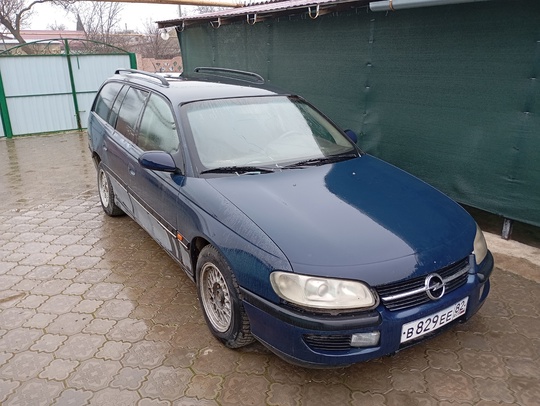 Продам опель омега б 1998г (5)