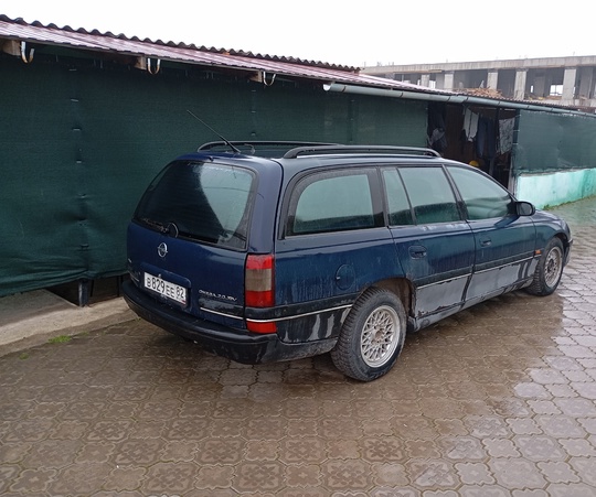 Продам опель омега б 1998г (6)