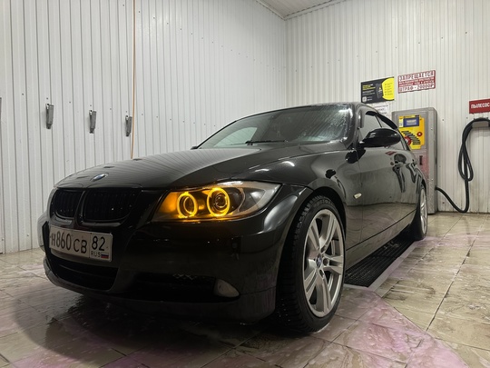 Г. Симферополь 
Живая BMW e90 (2)