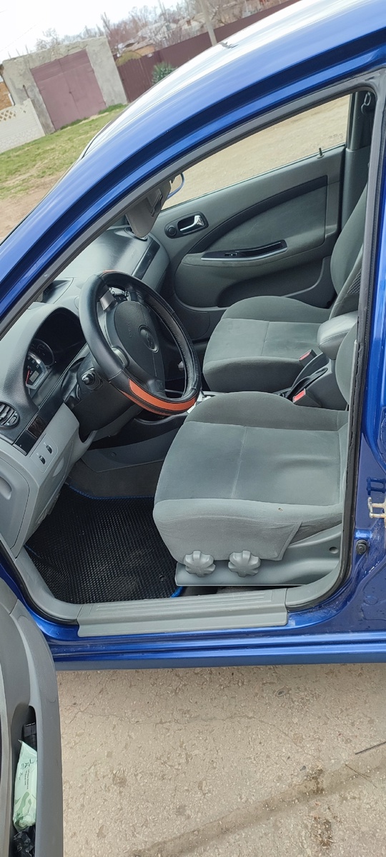 Продам Chevrolet Lacetti , в (5)