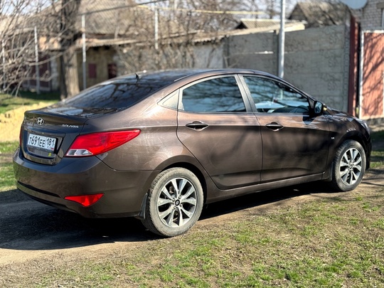 Продам Hyundai Solaris (Солярис) 2015 (4)