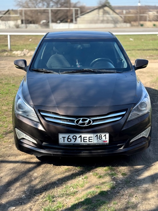 Продам Hyundai Solaris (Солярис) 2015 (5)