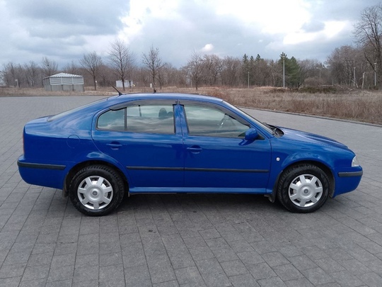 Skoda octavia 2.0
2001
Бензин
Механика
Кондиционер (работает)
Abs
Airbag
Электро подъемники (1)