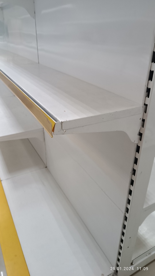 Продам двусторонние стеллажи.35 т.р 3 (3)