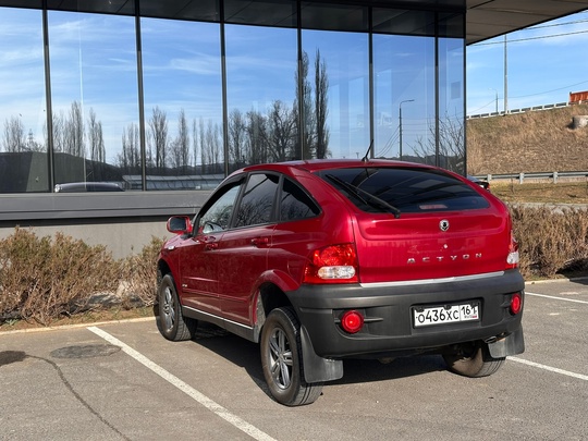 Предлагаю вашему вниманию замечательный
SsangYong Kyron (4)