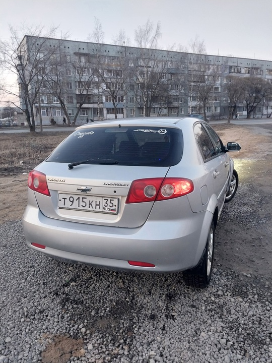 Марка,модель: Chevrolet lacetti 
Характеристика: 2007 (3)