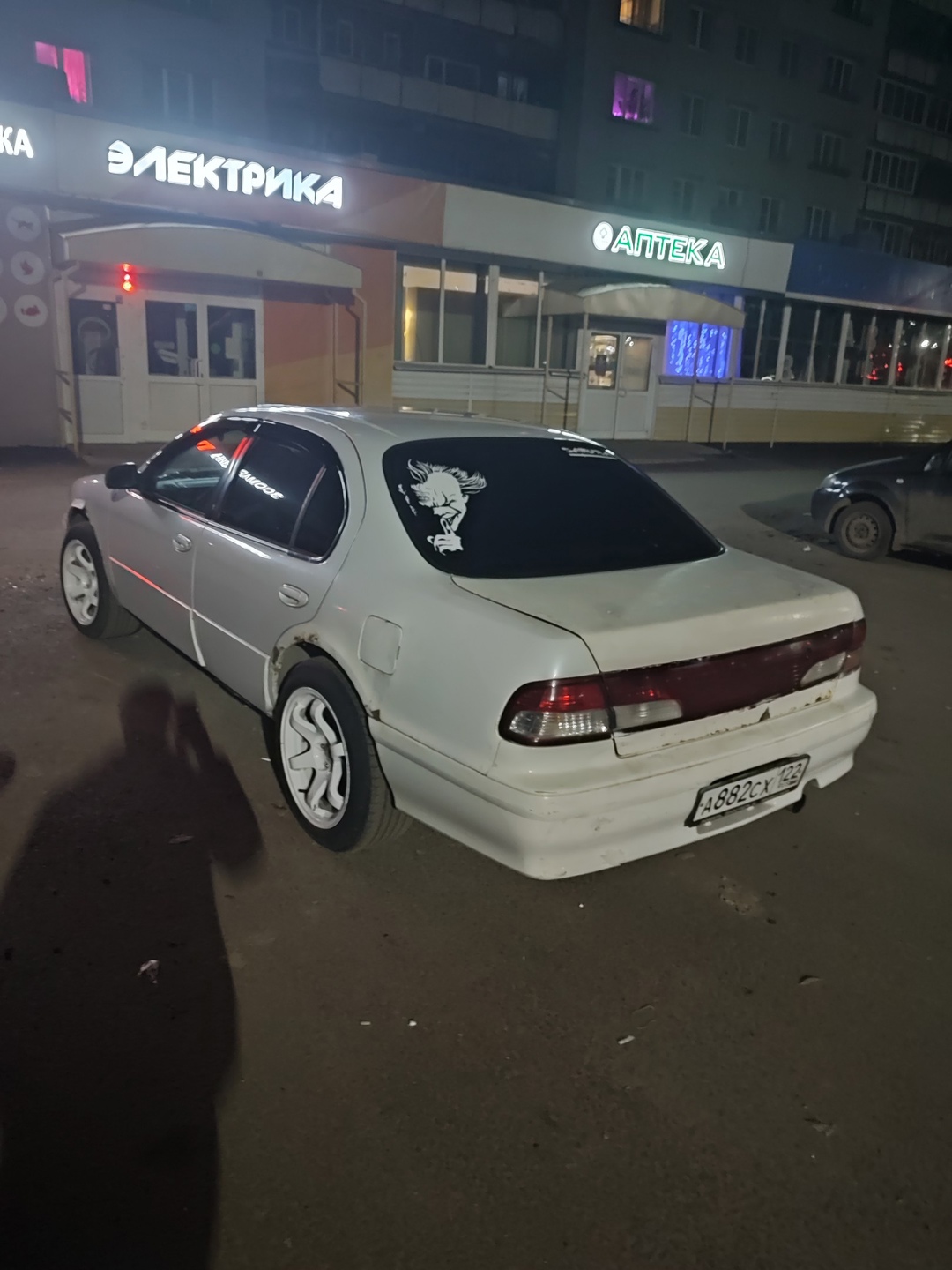 Nissan Cefiro, по кузову есть (2)