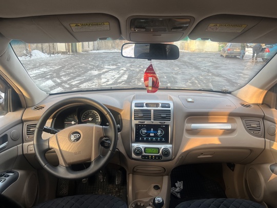 Продам 
Kia Sportage
2005 год
Мотор 2.0 (4)