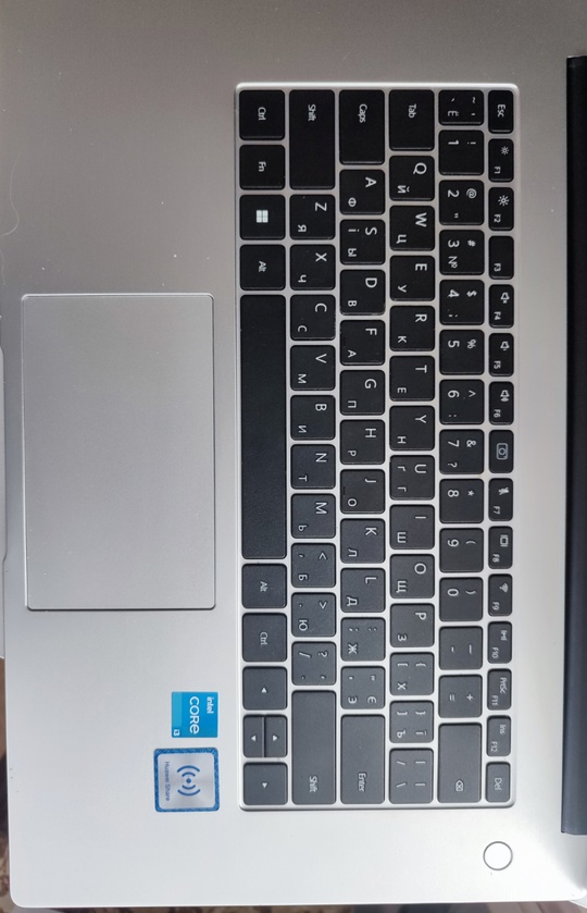 Продаю ноутбук Huawei Matebook D15
Состояние (2)