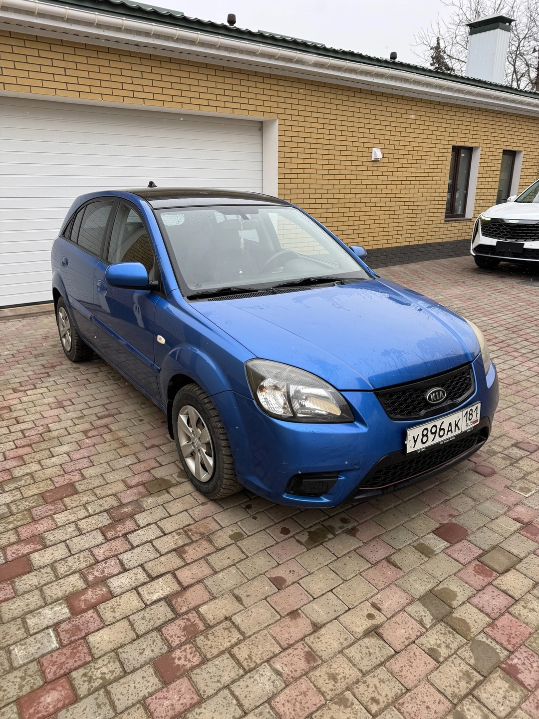 Kia RIO 
Оформим АВТОКРЕДИТ! 
Характеристики (1)
