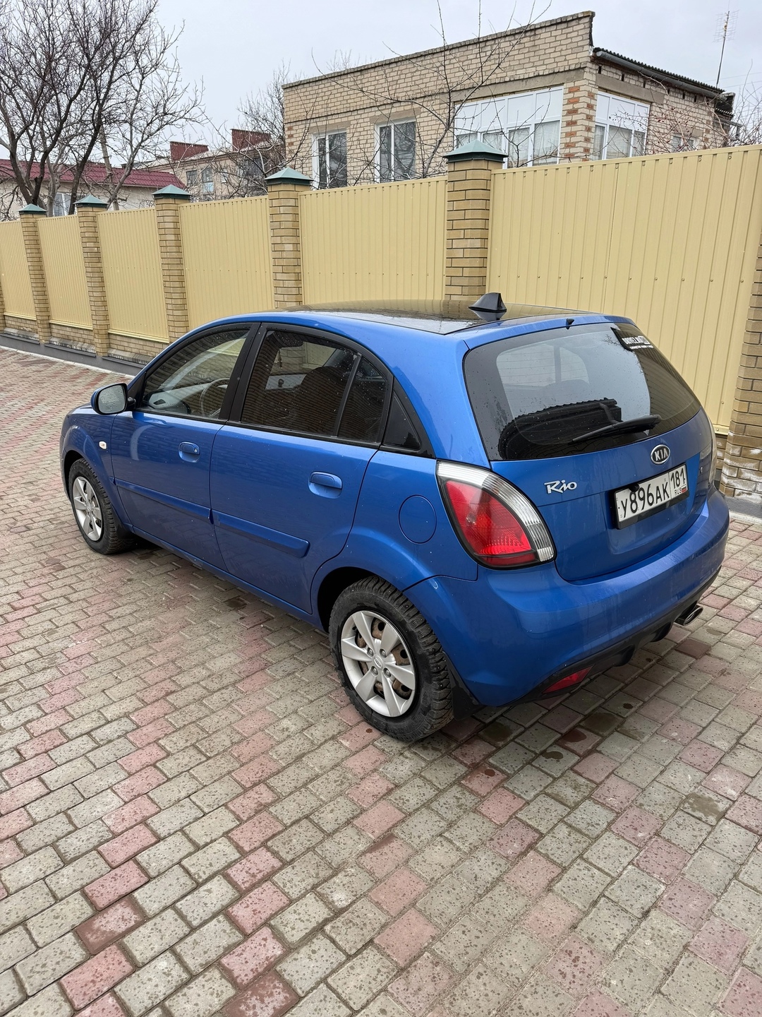 Kia RIO 
Оформим АВТОКРЕДИТ! 
Характеристики (3)