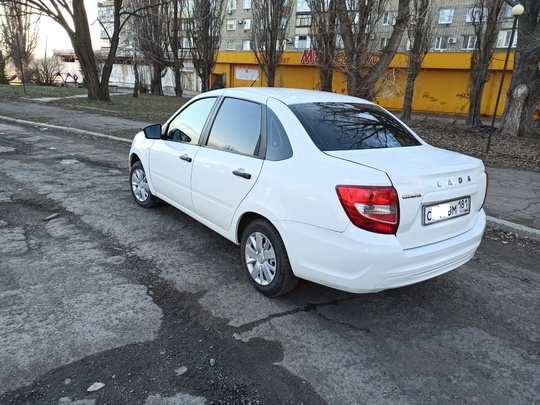 Продам автомобиль LADA Granta FL/ (4)