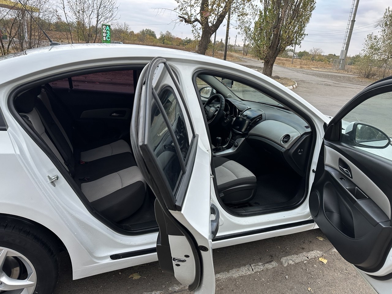 Chevrolet Cruze 2013год в идеальном (7)