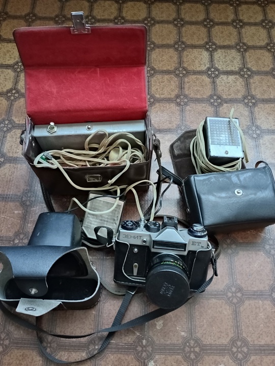Продам за символическую цену.
+79591129200 https://vk.com/id767150105