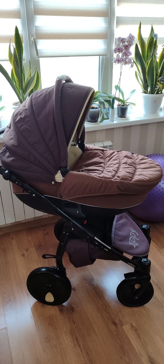 Продам коляску zippy в хорошем (2)