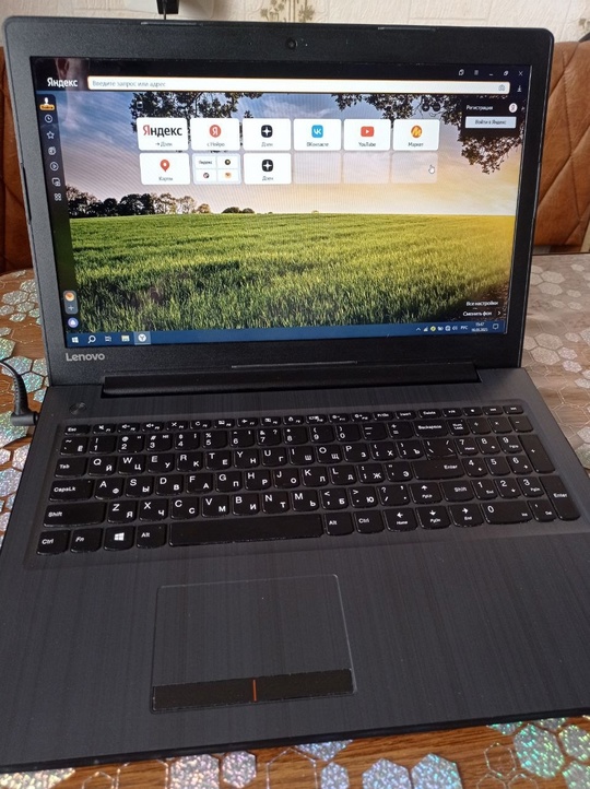 Ноутбук Lenovo ideapad 310-15ISK хорошее (2)