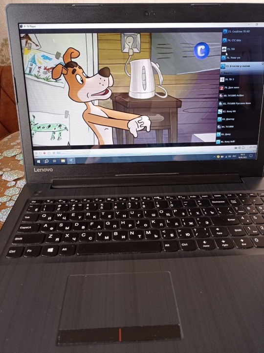 Ноутбук Lenovo ideapad 310-15ISK хорошее (3)