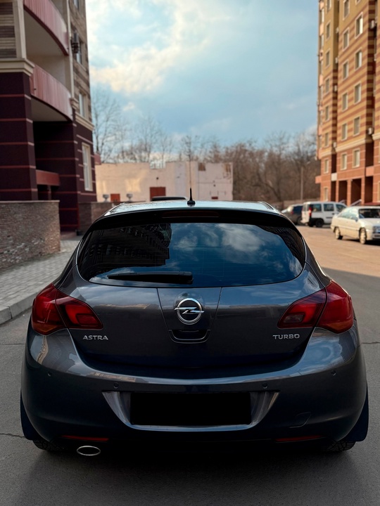 Продам Opel Astra J Комплектация (3)