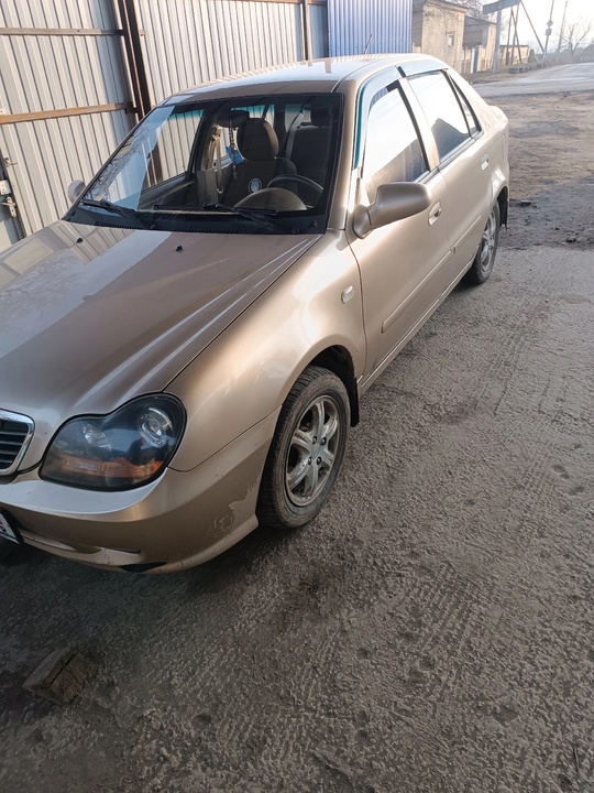 Продам Geely CK  1.5