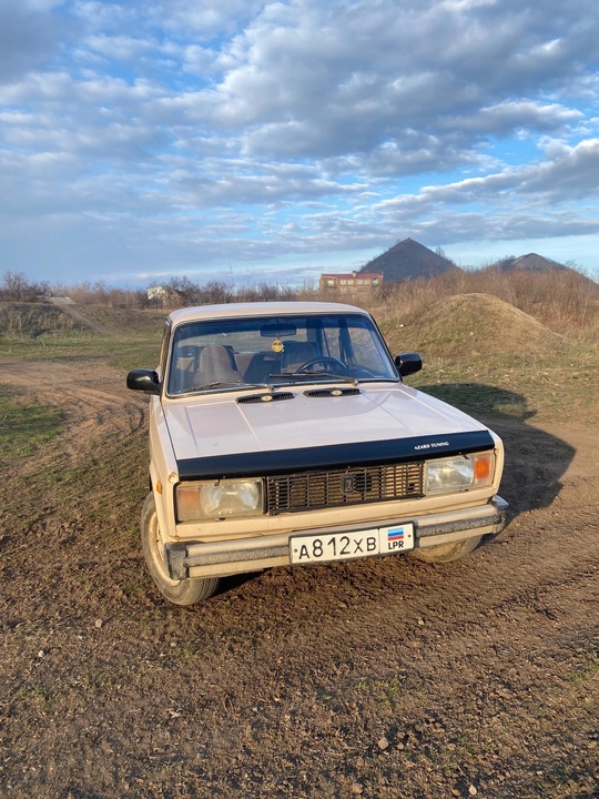 Продам 2105 1990г.
По машине -