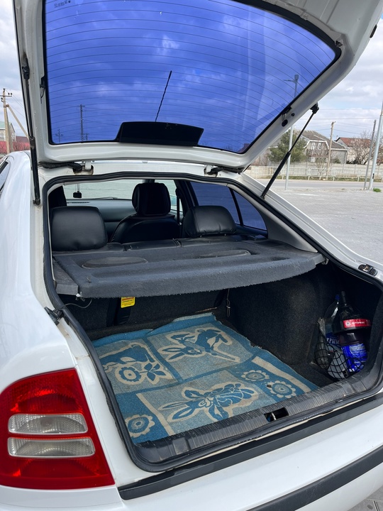 Skoda Octavia, 2004
Продам вложений не (7)