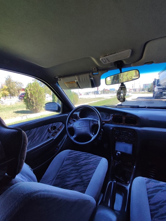 Продам kia clarus 2000г 
По (8)