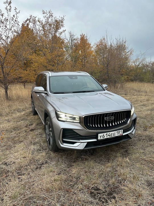 Продам Geely Monjaro 2.0 AT (1)