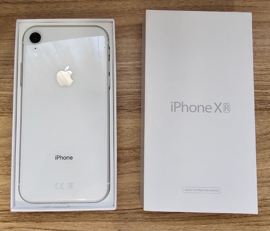ПОЧТИ НОВЫЙ IPhone XR 64gb