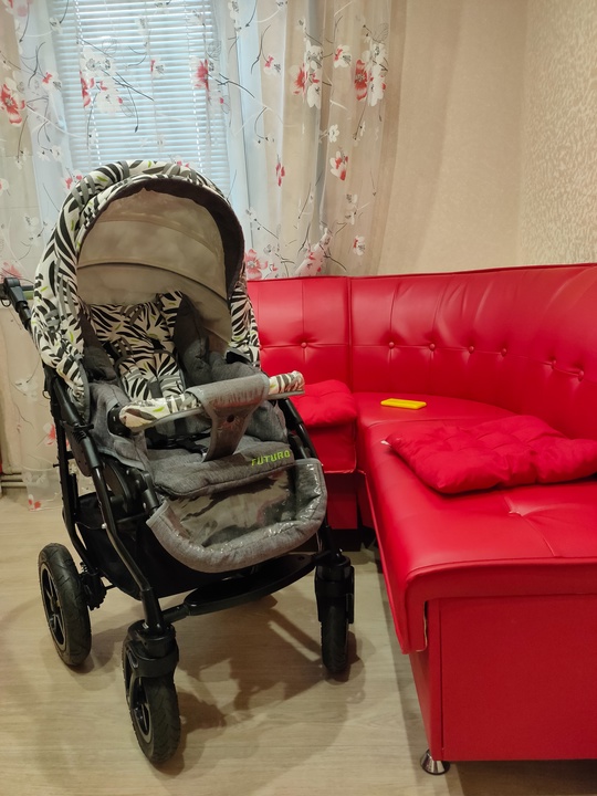 Продам фирменную коляску Verdi Futuro (4)