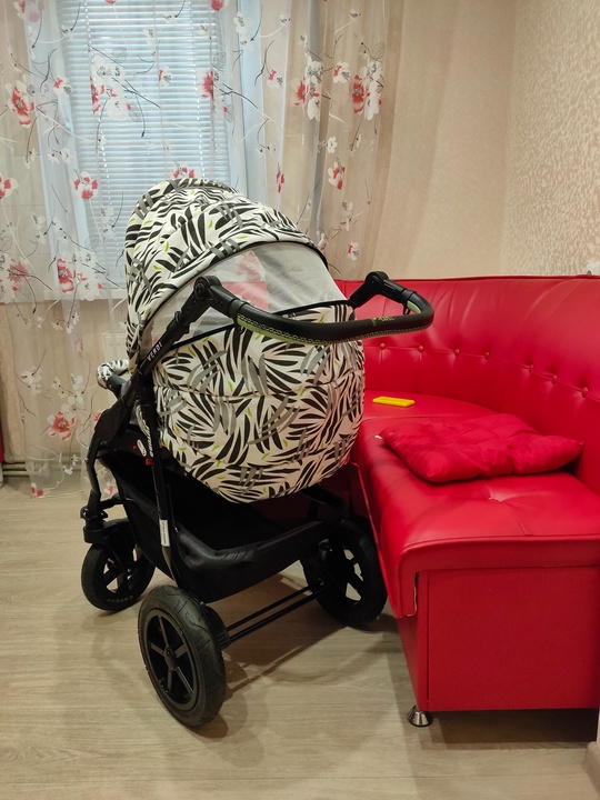 Продам фирменную коляску Verdi Futuro (5)