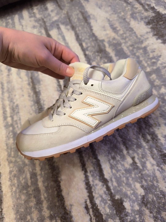 Женские кроссовки New Balance, натуральная (2)