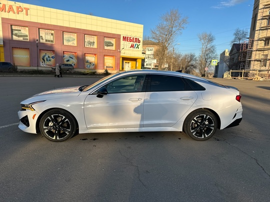 Продам Kia K5 2022 год, (3)