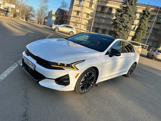 Продам Kia K5 2022 год, (5)