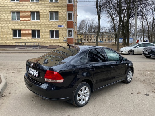 Продам поло
2012 год
1.6 автомат 
232 (3)
