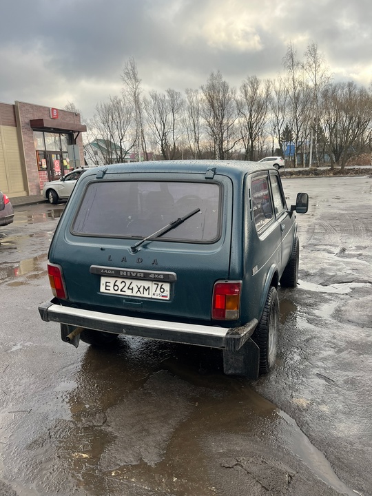 Продам ниву 2001 года в (7)