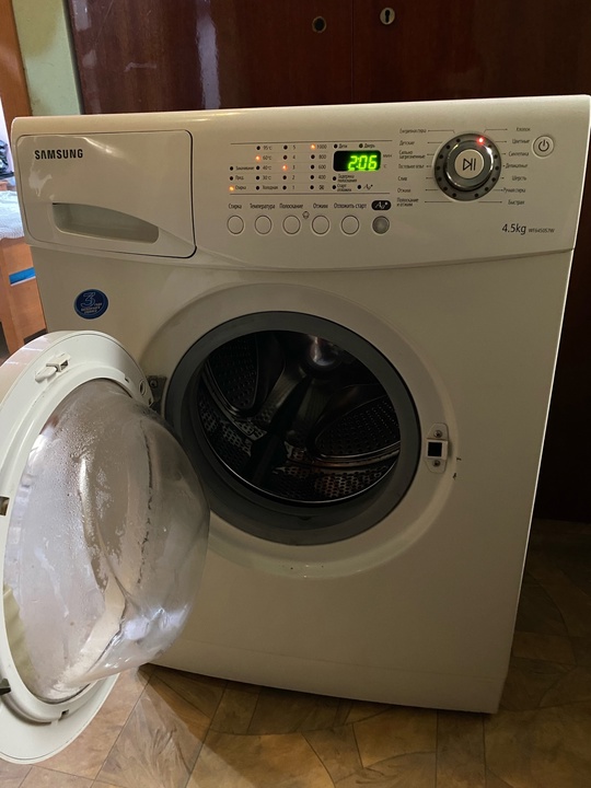 Продам стиральную машину SAMSUNG 4.5KG
Отжим (1)