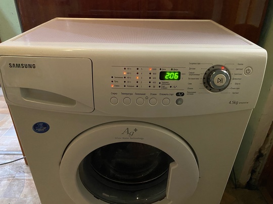 Продам стиральную машину SAMSUNG 4.5KG
Отжим (2)