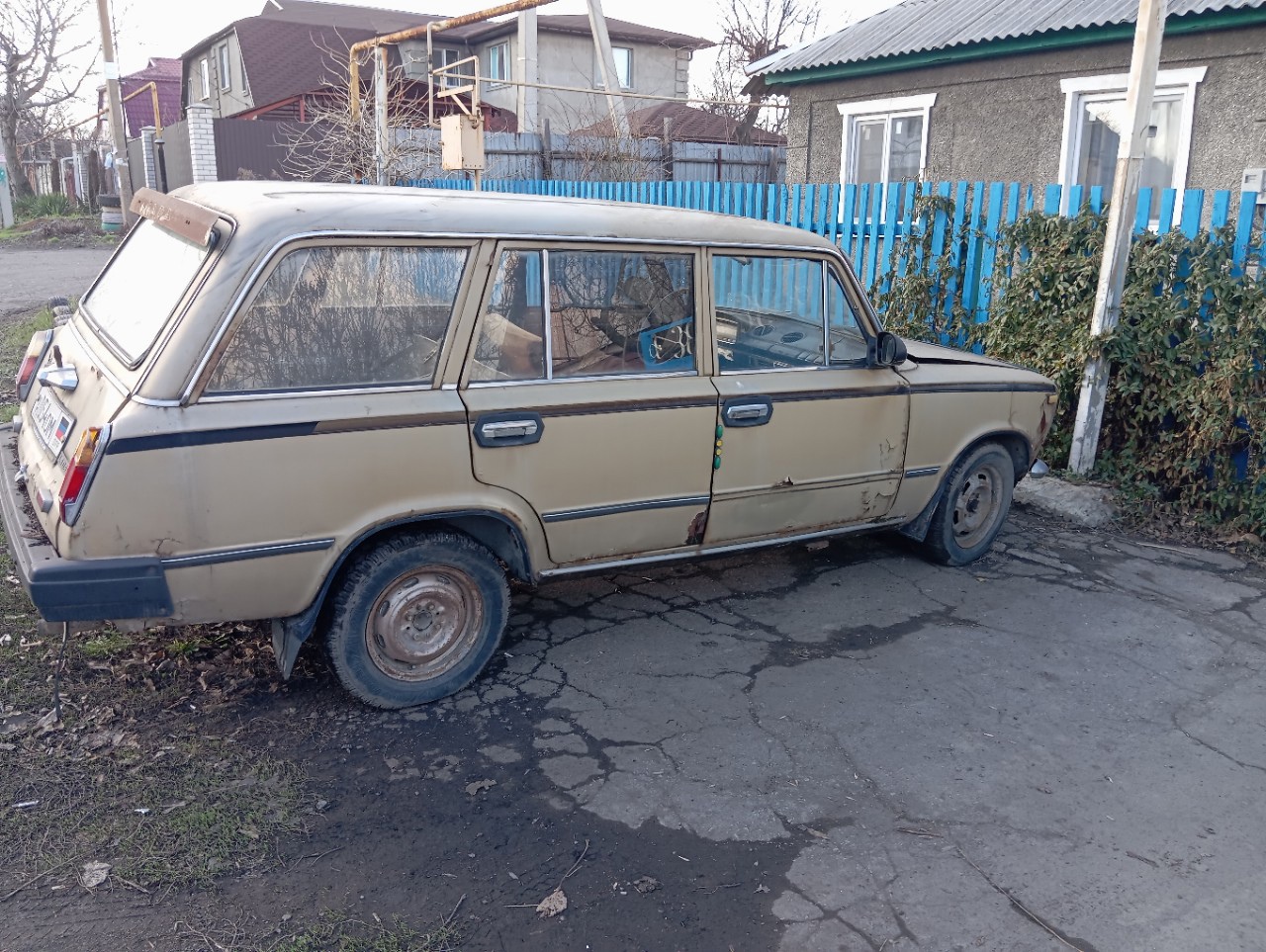 В разборе ваз 2102 Кировский