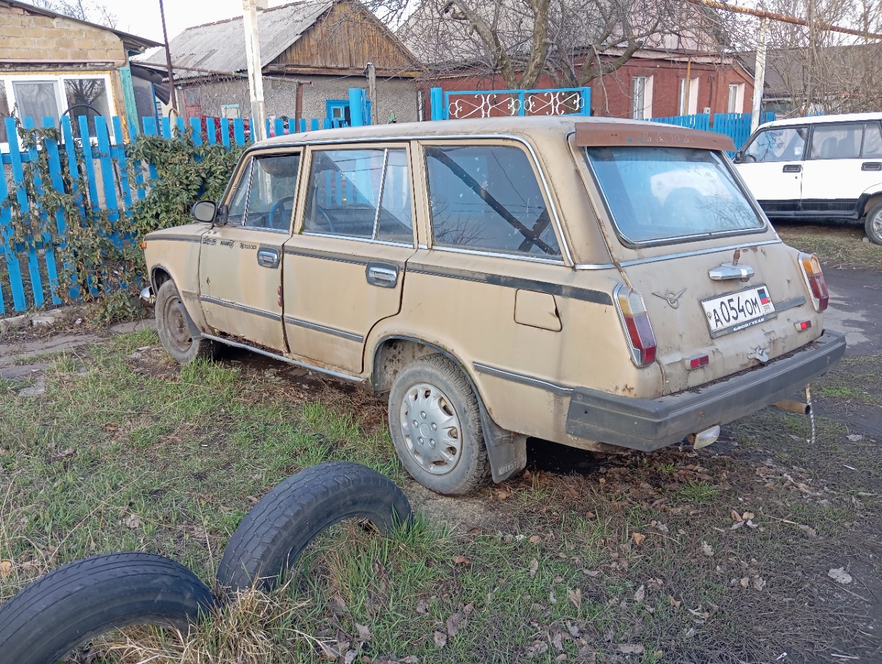 В разборе ваз 2102 Кировский (2)