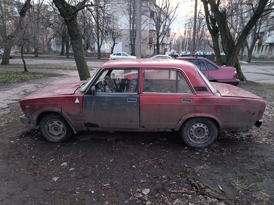 50.000₽
Продаю ваз 2105 машина на (3)