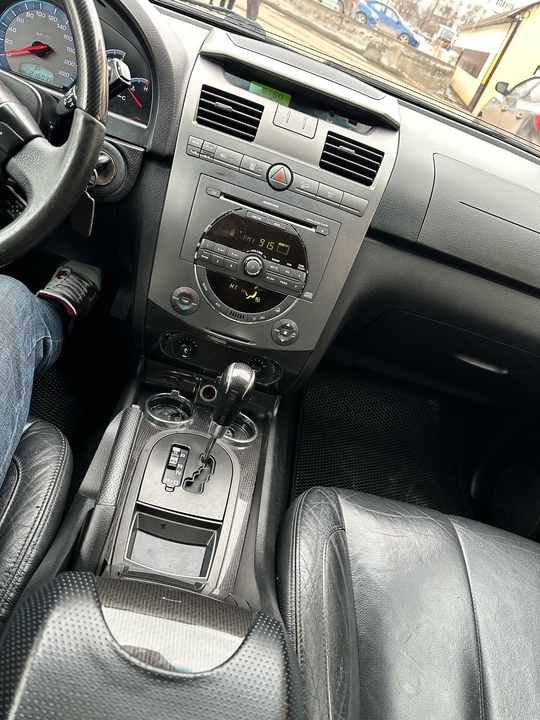 Продам надежный, корейский Ssang Yong (4)