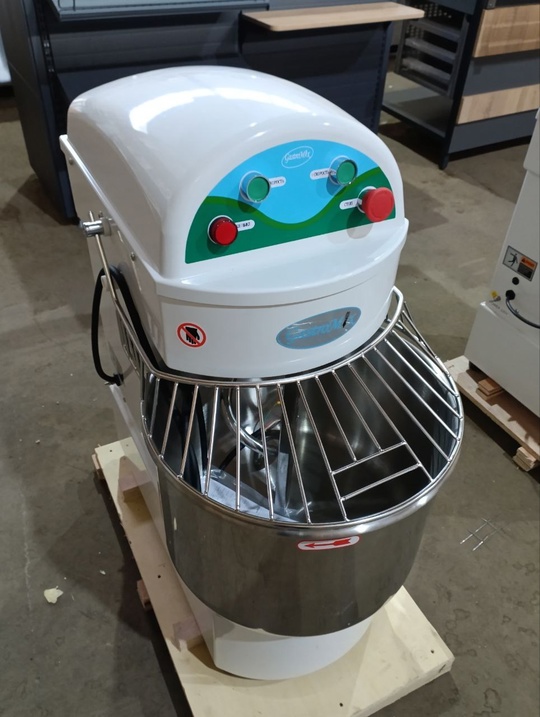 Тестомес спиральный Gastromix HS20B 
675х427х853