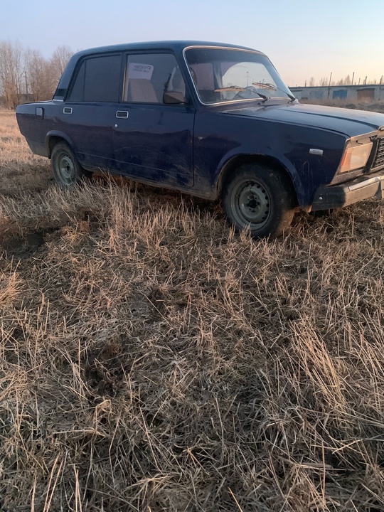Продам на полном ходу ,2000год (1)
