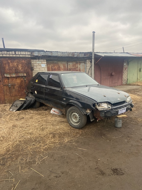 продам 2114
из документов только птс (1)