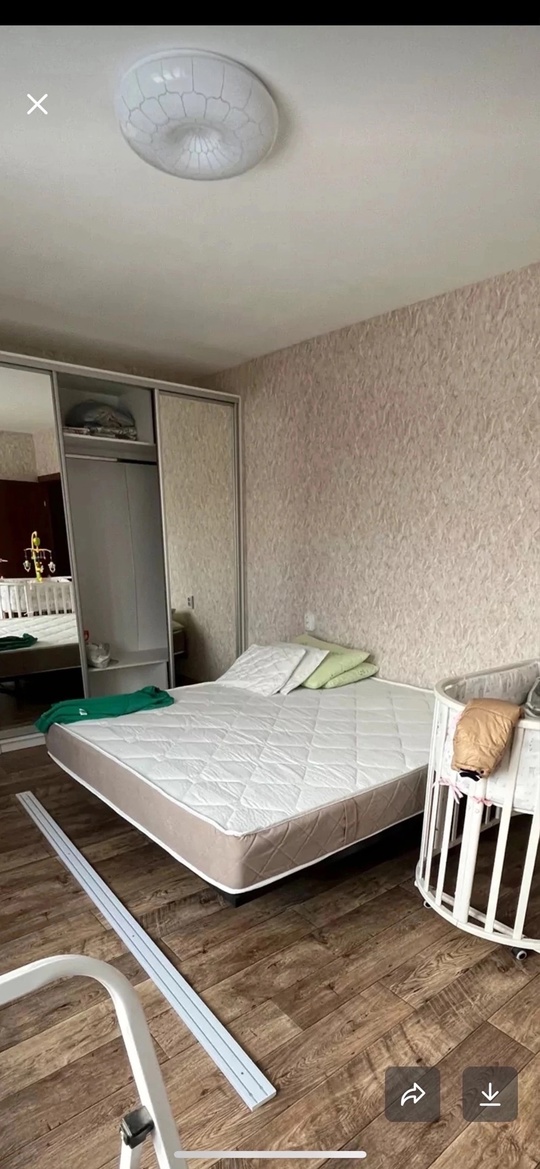 Может кому нужен матрас? 180х200
Б/у